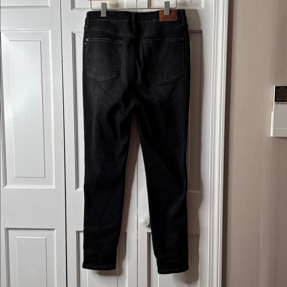 Judy Blue Black Denim Skinny Jeans with Contrast Stitching 13/31 - Picture 7 of 9